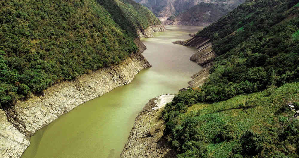 El embalse La Esmeralda tiene una extensión de 1.260 hectáreas.