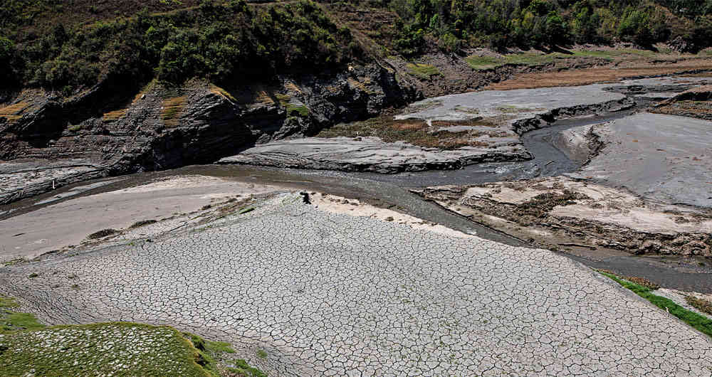  Embalse La Esmeralda en temporada seca. Foto: Esteban Vega/Semana